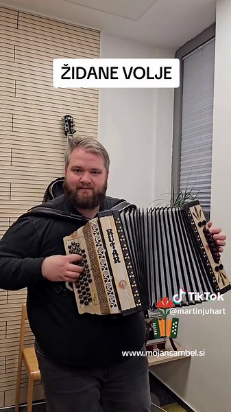 Explore Rutar Harmonike and Moja Sambel Music