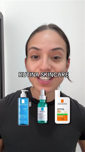 Acompáñenme a hacer mi rutina de skincare de día y de noche 😶‍🌫️ con mis productos de la Rutina Effaclar de @LaRochePosay. Mi favorito: El serum ultra concentrado Effaclar qué me ayuda a exfoliar la piel suavemente, mejora la textura y desobstruye los poros. Yo lo utilizo de noche y en el día nunca me falta el protector solar!!! #LaRochePosaySkincare #Publicidad #LaRochePosay