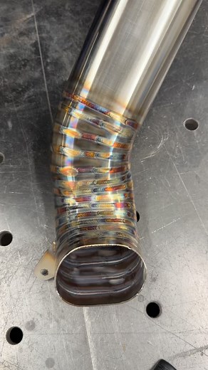 Passivating stainless steel restores its corrosion resistance post welding. How exactly it works I couldn’t tell you but it’s cool to see the colour disappear with the stroke of a brush. | KIS Motorsport
