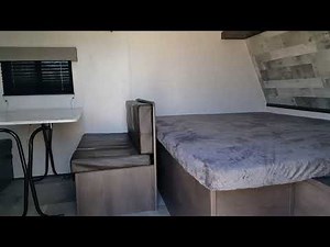 2022 Dutchmen Coleman model 17B