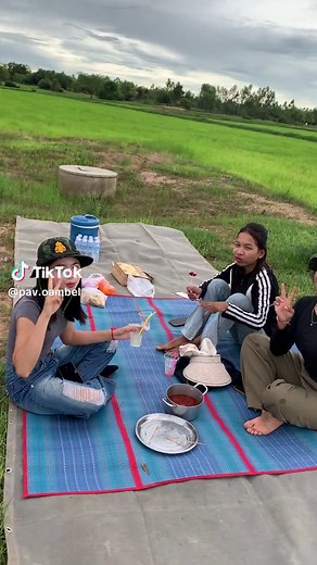 វីដេអូ​របស់ pav leader (@pavleader) ជាមួយ original sound - Nak Khun - Rothanak Choun