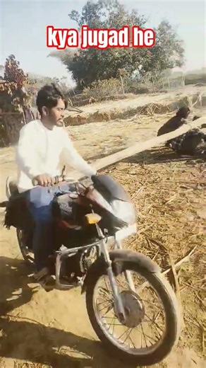 gnna ke juce pine ka kya jugad he bhai #varshachoudhariofficial #funny #funnymoment #comedystars