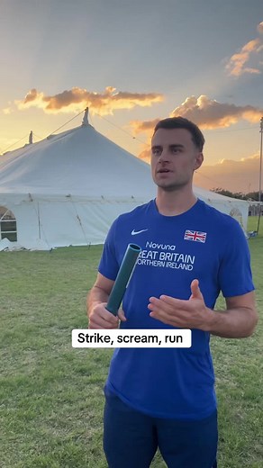 4x4 Office Challenge: Strike, Scream, Run!