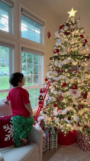 Toy land Christmas tree - Completely mesmerized. Flying Santa star topper-Michaels Tree Train-Walmart Santa ladder-Target #christmas #christmas2023 #christmastree #christmastiktok #merrychristmas #toyland #christian #jesus