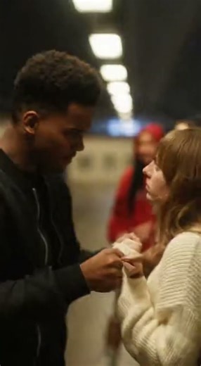 Subway self defense She fought back! 👊 #selfdefense #fight #karma