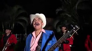 ¡Asi es amigos! ¡El nuevo video de su Banda Brava ya esta disponible, rindiendo tributo al gran Chalino Sanchez con su tema Alma Enamorada con el estilo unico de Banda Brava! #EchaleBrava!! Contrataciones al telefono 667-390-4009 | Banda Brava de Jose Carlos Rguez