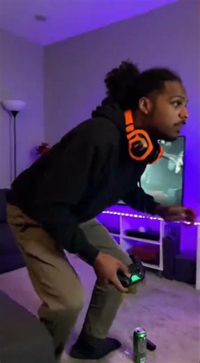 Amazon Box Jump Scare Prank Goes VIRAL - Live Action to Anime Transformation!