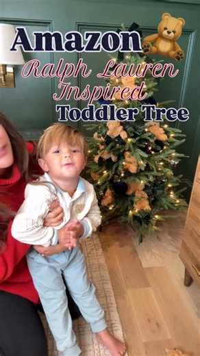 Allie Hunter | Amazon Fashion | Holten’s Teddy Tree 🧸🎄 COMMENT “Bear Tree 5” and I’ll send you these Amazon links so you can recreate this easily - ornaments, ribbons,... | Instagram