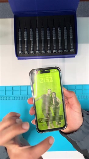 Cracked screen? We’ve got you. Screen replacement time-lapse ⏱️ 📍Quality repairs you can trust #ScreenReplacement #PhoneRepair #TimeLapse #FixYourPhone #TechRepair