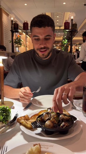 trying French snails in London🐌 | Snail