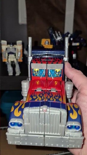 2007 leader class optimus prime alt mode (truck) figure review #transformers #toys #shorts
