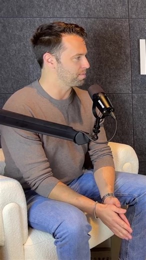 Step into the future of healthcare! 🌟 Imagine transforming your practice with a few strategic moves. Whether you're navigating the digital world or patient care, the key is innovation and impact. Master the art of healthcare entrepreneurship! #EntrepreneurialSpirit #MedicalLeadership #InnovateAndImpact