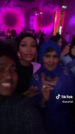 WE HERE!! 😆❤️ @Ilhan Omar @IkramAbdi @sabrina elba