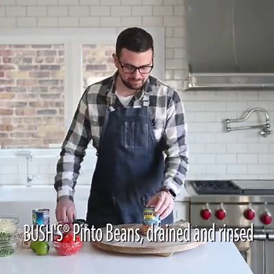This #MarchMadness has been incredible, and now it'd going to get even better thanks to this Loaded Cowboy Queso Dip Recipe with Pinto Beans!! Recipe at: https://bit.ly/2Ia6XZH #ad | Chef Billy Parisi