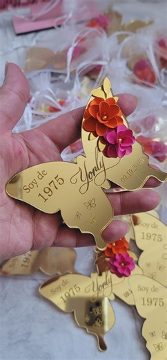 Acrylic Favors Butterfly Magnet: Laser Engraved With Paper Flowers, Custom Baptism, Sweet Sixteen, First Communion Favors - Etsy