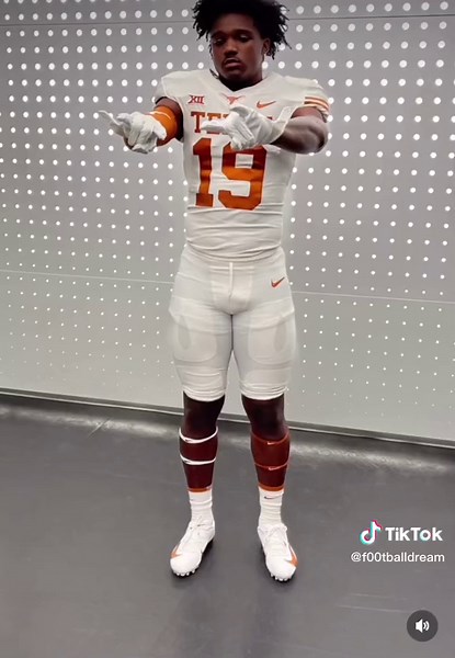 Photoshoot #fyp #fypシ #foryou #foryoupage #foryourpage #football #foru