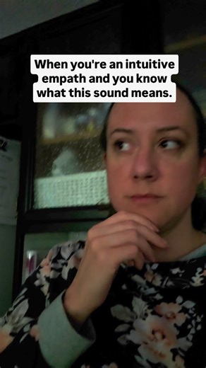 Holly l Intuitive Spirituality Coach on Instagram: "Are you experiencing ear ringing? ⤵️ Yeah, that's not nothing, and you shouldn't ignore it.. If you're an intuitive empath, you can be experiencing a psychic upgrade or even an intuitive transmission through your hearing sense or your "claireaudience." Right now, the energy is high. The veil is thin. A lot of people are experiencing psychic upgrades without them even being aware of it! Senses are heightened, including ESP and psychic senses. If