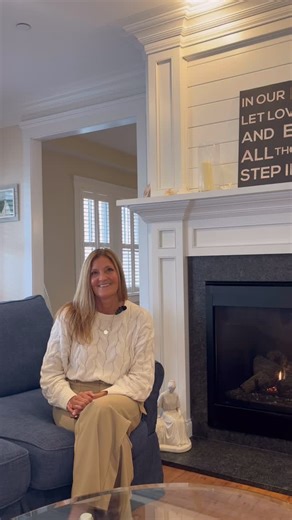 At Mary’s Place by the Sea, we serve women who are facing one of the most overwhelming experiences of their lives: a cancer diagnosis. For many, this journey can feel isolating - physically, emotionally and spiritually. Our mission is to provide a place of rest. A moment to breathe. A safe space where women can heal their mind, body and soul - at no cost to them. The services we offer - integrative therapies, nourishing meals, emotional support - are made possible because of the generosity of pe