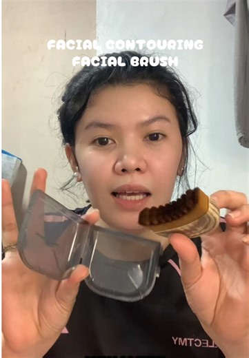 Facial Contouring Brush for Perfect Makeup Application