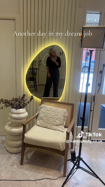 Another Day as a Makeup Artist in My Dream Job