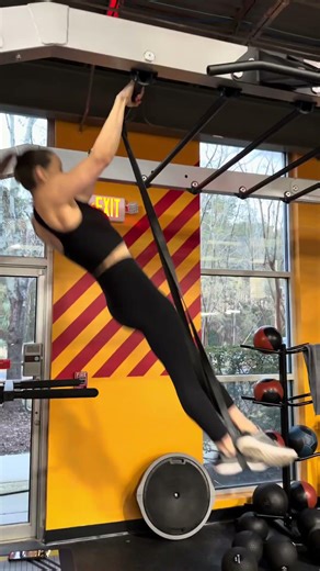 True gym addict behavior. #motivation #gymlife