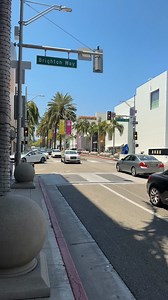 10K views · 142 reactions | A Rolls-Royce Ghost cruised down Rodeo...