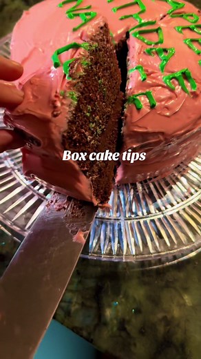 These are my tips on how to make boxed cake mix taste better! When you’re in a pinch and have to quickly make a cake this is the way to do it and the best cake mix and frosting brands. She loved her Harry Potter cake 🧙‍♀️⚡️🍰 #cakemixhack #cakes #harrypottercake #easycakerecipe #storeboughtcakemakeover #tipsandtricks #bakingtips #easydessert #birthdaycake