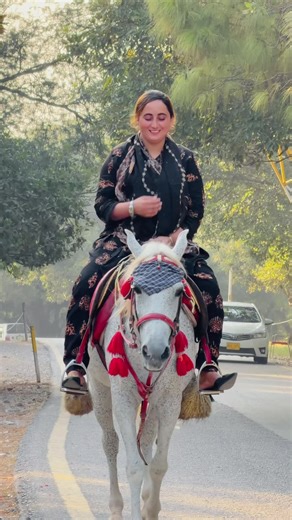 ‏Yawa dy na manala #shaziimalik #shaziii_007 #pashto #pashtosong