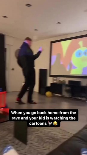 This guy 😂😂 #ravecube #techno #technovibes #housemusic #technomusic #techhouse #rave #festival #house #party #dance #technolovers #edm #trance #technoparty #technofamily #festival #technoculture #dancemusic #technorave #technodance #ravers #ravemusic #ravelife | RAVE CUBE