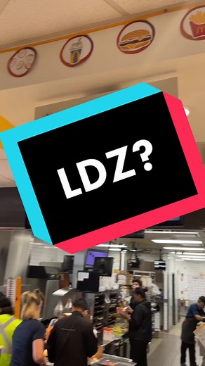 Local Dimming Zones on full display here! Smaller LDZ improve contrast in better TV’s, Something important to know when buying a TV or monitor! #fyp #foryoupage #fypシ #protip #tips #advice #education #learnontiktok #tipsandtricks #foryou #pc #pcgaming #pcrepair #windows #wondows10 #microsoft #microsoftwindows #apple #repair #applerepair #tecktok #techtoker #computer #computerrepair #it #iphone #ipad #macbook #imac #calgary #yyc #canada #alberta ￼