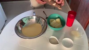 387K views · 7.7K reactions | QUÉDATE EN CASA. Hace rosquita de maíz   Instagram: @velatacu_v Ingredientes: 3 tazas de harina de maíz  1/2 kilo de yuca cocida 3 cucharas de manteca 3 cucharas de azúcar 1/2 cucharilla de sal 1/2 kilo de queso 燎 2 tazas de leche 拏 | Velatacu | Facebook