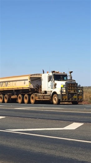 MGM GROUP - Kenworth C509 Quad Road Train #outbackaustralia #roadtrain | Truck Shots