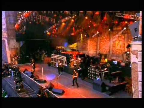 Bon Jovi - Livin' on a Prayer- Live from Wembley Stadium 1995