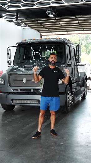 6.8K views · 106 reactions |  2007 FREIGHTLINER M2-106 SPORTCHASSIS...