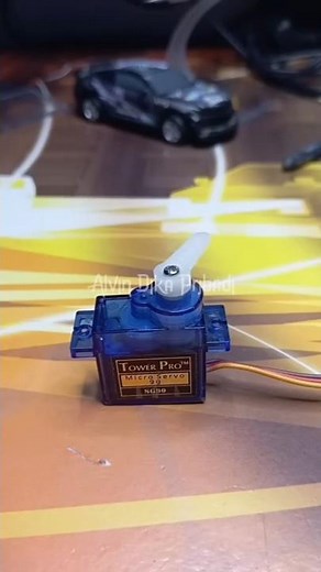 How to Test a Servo Motor with Arduino Uno 🔧 | SG90 Servo Tutorial