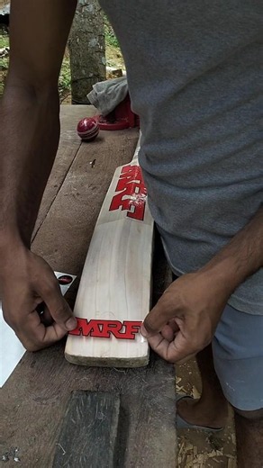 How to do apply MRF Sticker on the Cricket Bat🏏 😱#shorts