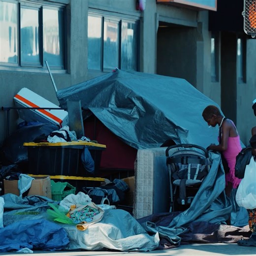 Inside Skid Row - Lost Angeles, Just 15 minutes from Beverly Hills, thousands live in tents on the streets of LA. In this raw documentary, we explore Skid Row — America’s homelessness capital. Addiction, poverty, and mental illness collide just blocks away from Hollywood.California spent over $21 billion trying to fix it. What went wrong? | Discover with Joe HaTTab
