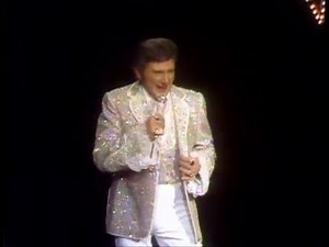 Liberace Talking To An Audience