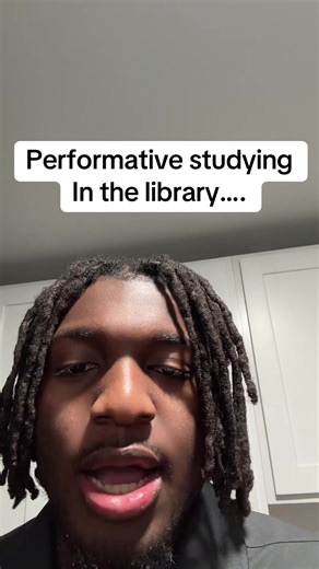 Performative studying in the library is crazy in college #collegeprofessor #collegeclasses #collegestudents #collegeadvice