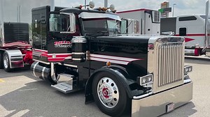 Rollin’ Transport’s champion 2020 Peterbilt 389