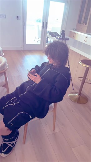 KAYE (@kaye_yt)’s video of pose 28 on roblox