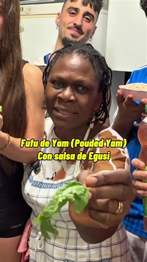 Hoy en viernes de fufú…tenemos fufú de yam con salsa de Egusi 🇳🇬🔥 Fufu con la Familia!