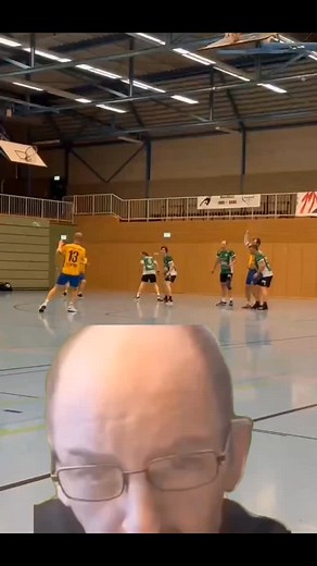 Kleiner Nachtrag zum Spiel am letzten Samstag 😜 #handball #memes #regionsliga | DJK Winfried Huttrop 2. Herren