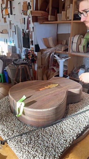 354 reactions · 4 comments | Binding time. #timefortrim #TreeHouseGuitars | TreeHouse Guitars | Facebook