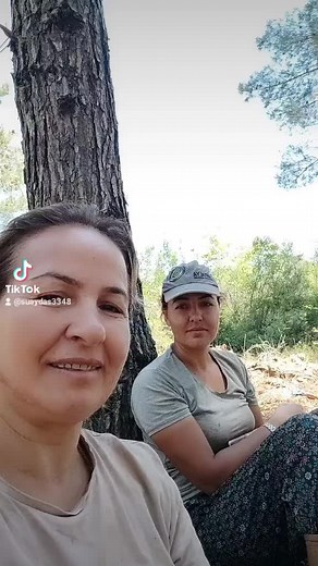 biz iki bacı yine kesime gittik otel bana göre değil temiz hava da çalışmak güzel günaydın lar 😉😉😉🥰#fyp #fyp #fyp