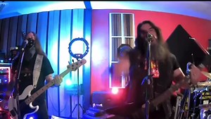 38K views · 2.8K reactions | ELECTRIC HAPPY HOUR RETURNS! Robb and J-Mac return for 2 hours of beer-drinkin' and headbangin', today at 3PM PST live on Facebook, Twitch and Youtube! Beers up!  | Machine Head | Facebook