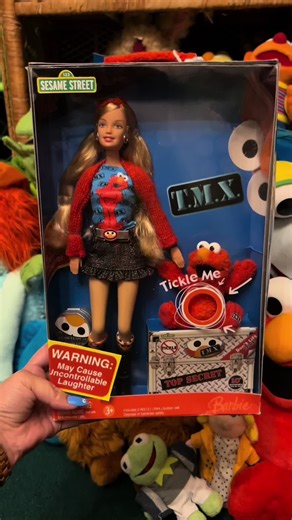 tickle me elmo barbie is amazing shes perfect 🥲 #muppets #themuppets #muppettok #muppetcore #muppet #jimhenson #muppetcollector #muppetcollection #collection #collector #barbie #elmo #sesamestreet