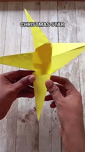 Point Modular Origami Christmas Star 🧠✂️