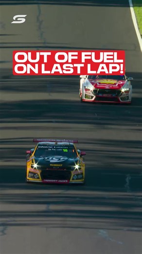 Can you believe this has happened twice now? 🤯 #RepcoSC #Supercars #Bathurst1000