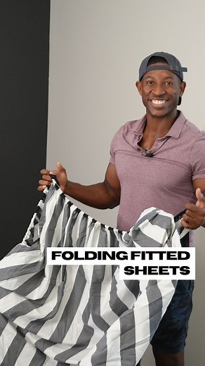 Send this to someone who still bundles up their sheets…or is it you? 👀 🏠✅ | Weekly Home Check